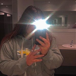 Meet your Posher, Violet